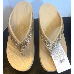 Crocs NWT Crocs Sloane Glitter Flip Flops SZ  9 Women's Glitter Sandals - Cream